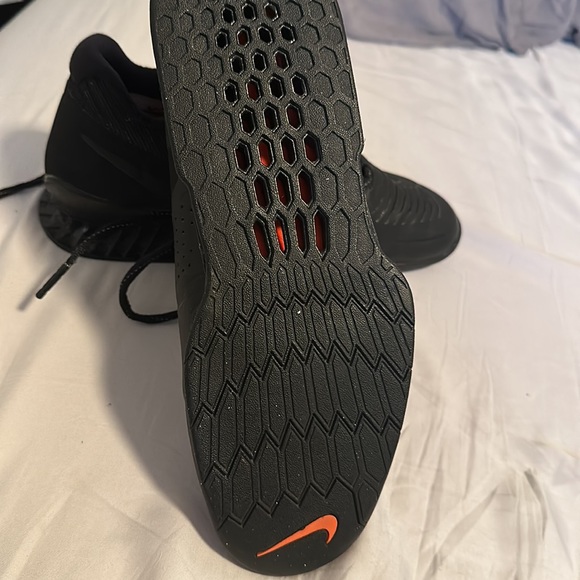 Nike lifting shoes. Men’s size 7.5. Wore only couple times. Great condition. - Picture 3 of 3